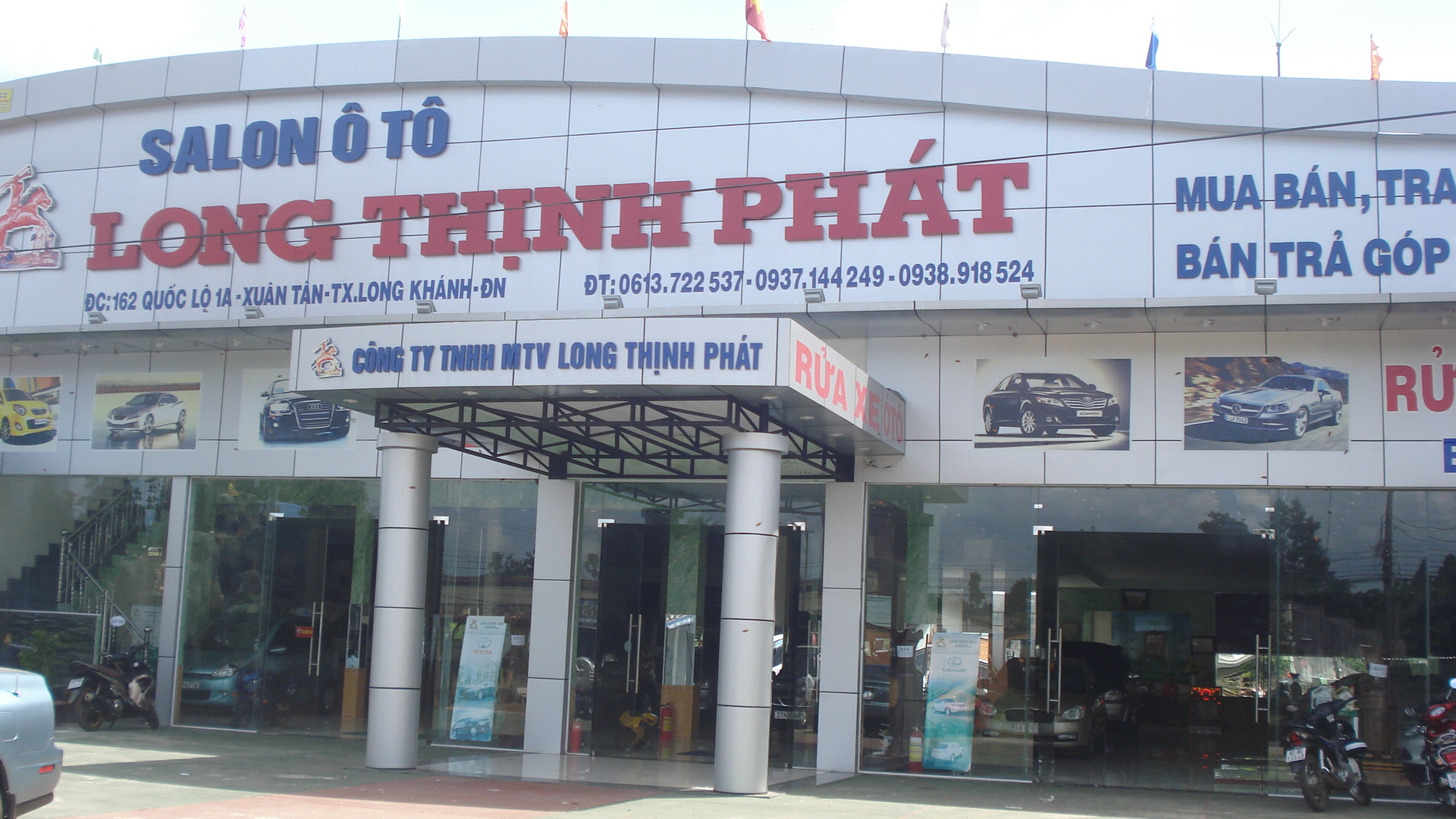Chị Hậu - cafeauto.vn