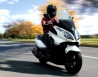 Tiện dụng như Kymco Downtown 300i