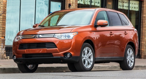 Mitsubishi Outlander 2014 giá từ 22.995 USD - cưới em nó thôi !