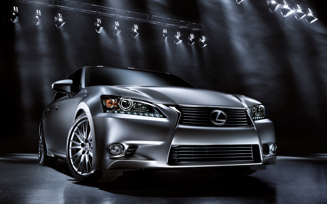 Lexus GS 350 2013 “chiến sĩ” mới trong phân khúc Sedan hạng sang.