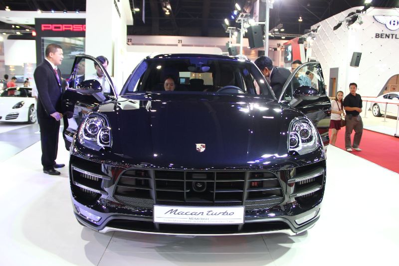 Porsche Macan đến Bangkok, về Việt Nam?