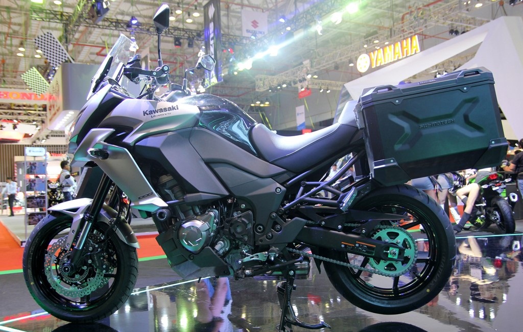 Kawasaki Versys 1000 ABS 2016 chính thức lên kệ 419 triệu đồng tại Việt Nam
