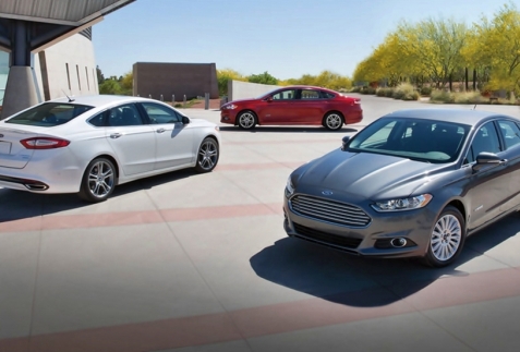 Ford Mondeo 2015: vẻ đẹp của công nghệ