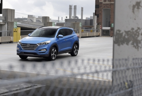 Đi tìm sự hấp dẫn của Hyundai Tucson 2016