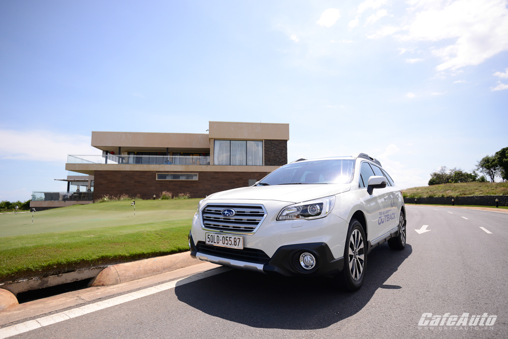 Subaru Outback 2015: Chiếc SUV 5 chỗ đầy hấp dẫn - ảnh 1