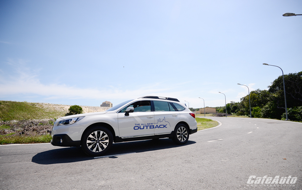 Subaru Outback 2015: Chiếc SUV 5 chỗ đầy hấp dẫn - ảnh 9