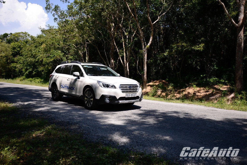 Subaru Outback 2015: Chiếc SUV 5 chỗ đầy hấp dẫn - ảnh 7