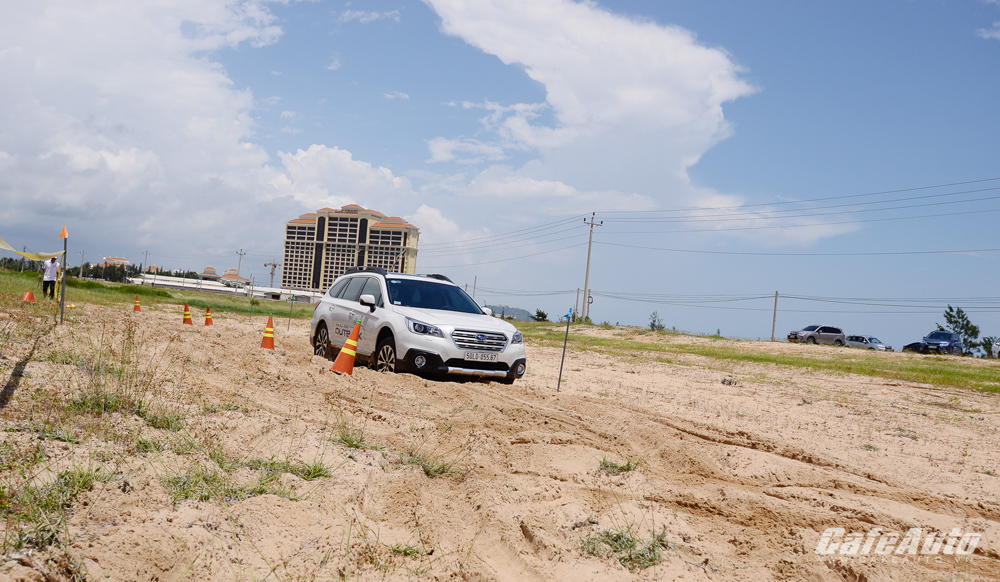 Subaru Outback 2015: Chiếc SUV 5 chỗ đầy hấp dẫn - ảnh 28